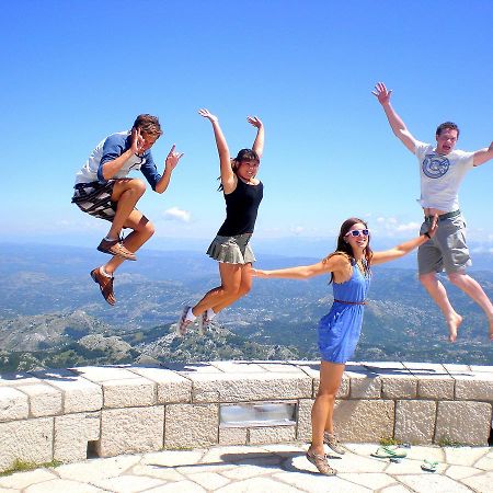 Montenegro Backpackers Home Budva Exteriör bild